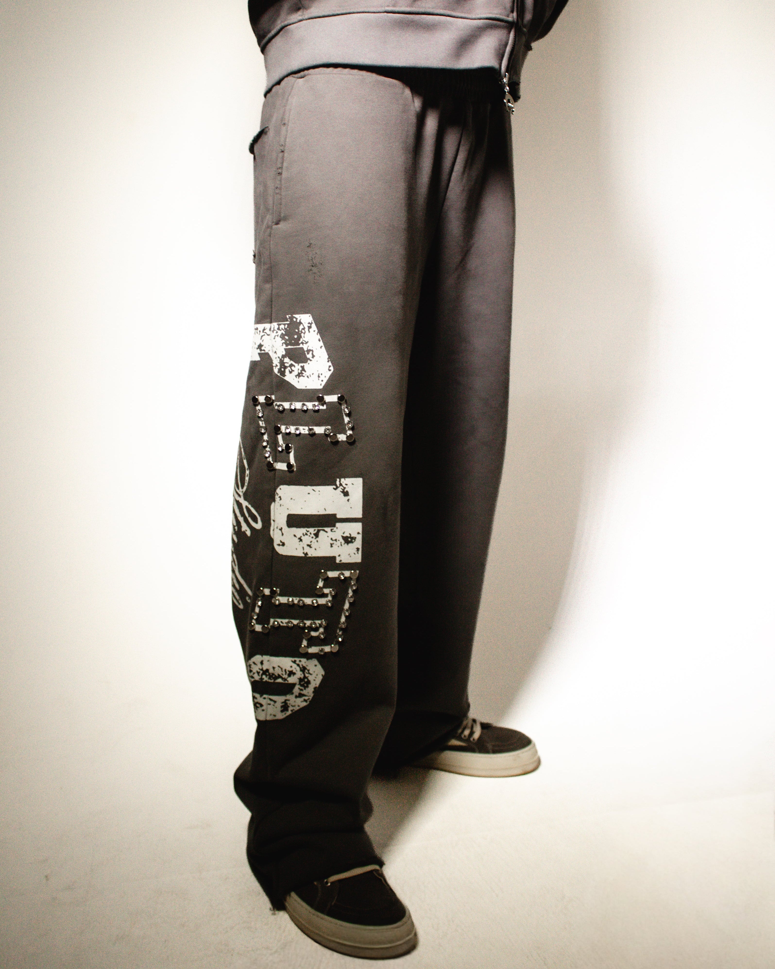HARLEY GREY SWEATS